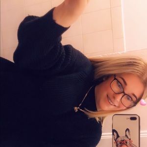 Meet your Posher, Deliah